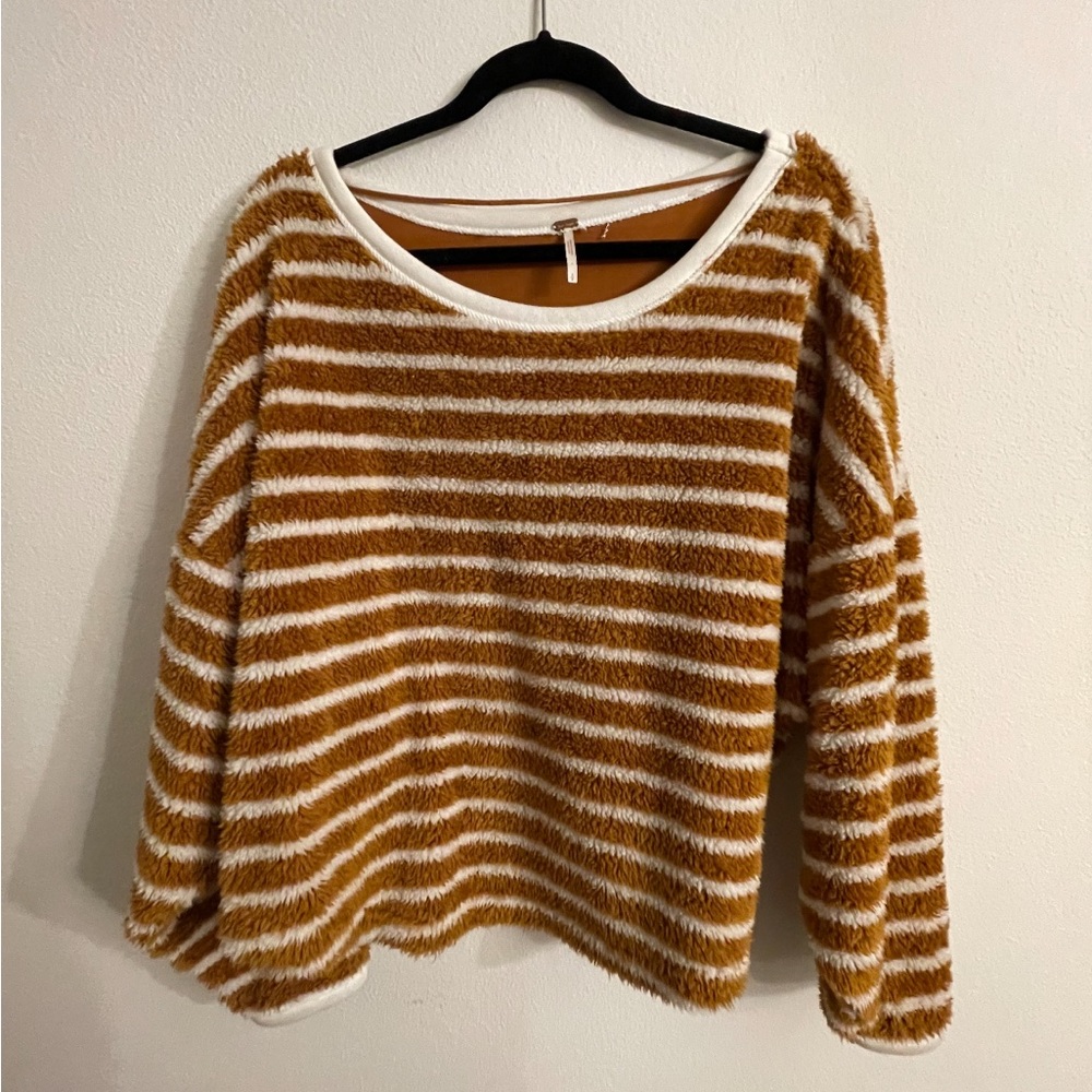 Free People Oversized Sweater. Size S.